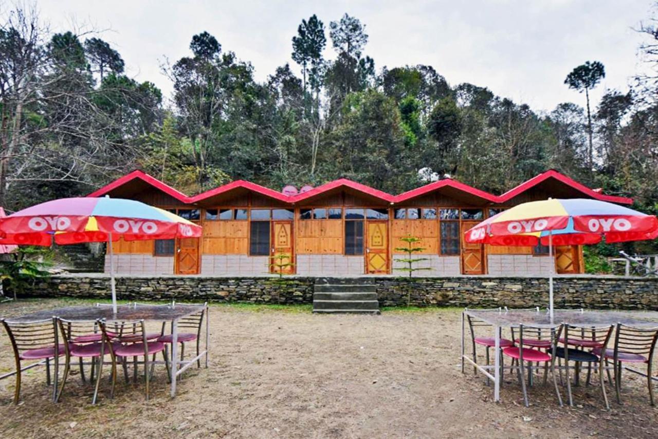 Hôtel Oyo 29888 Nature Treat à Chail Extérieur photo